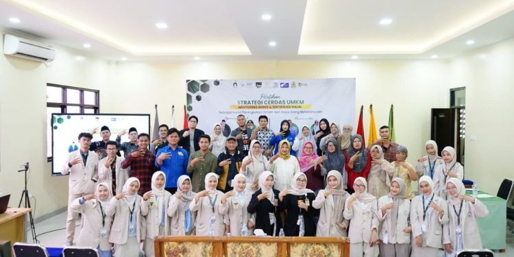 Pelatihan Strategi Cerdas UMKM: Mentoring Bisnis & Sertifikasi Halal Mendorong Terbentuknya Ekosistem Ekonomi Syariah di Parung Panjang