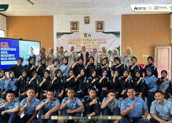 Lulus SMK, Mau ke Mana? KKN Institut Nida El Adabi Ajak Siswa SMKN 12 Kabupaten Tangerang Menentukan Arah Masa Depan